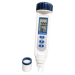 Emaux Salinity Meter model no 8371 in white ABS material for reading pool salt concentration. Screen reading in 0.00 ppt and temperature. Buttons: on, SET, HLD/CAL.