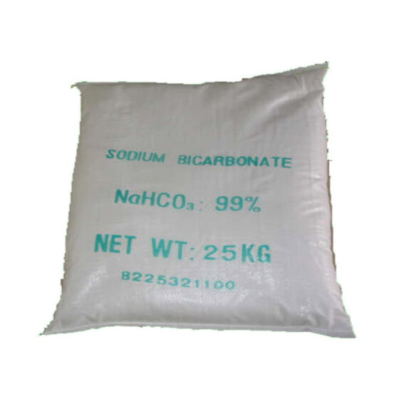 Granular sodium carbonate in white woven bag, 25kg